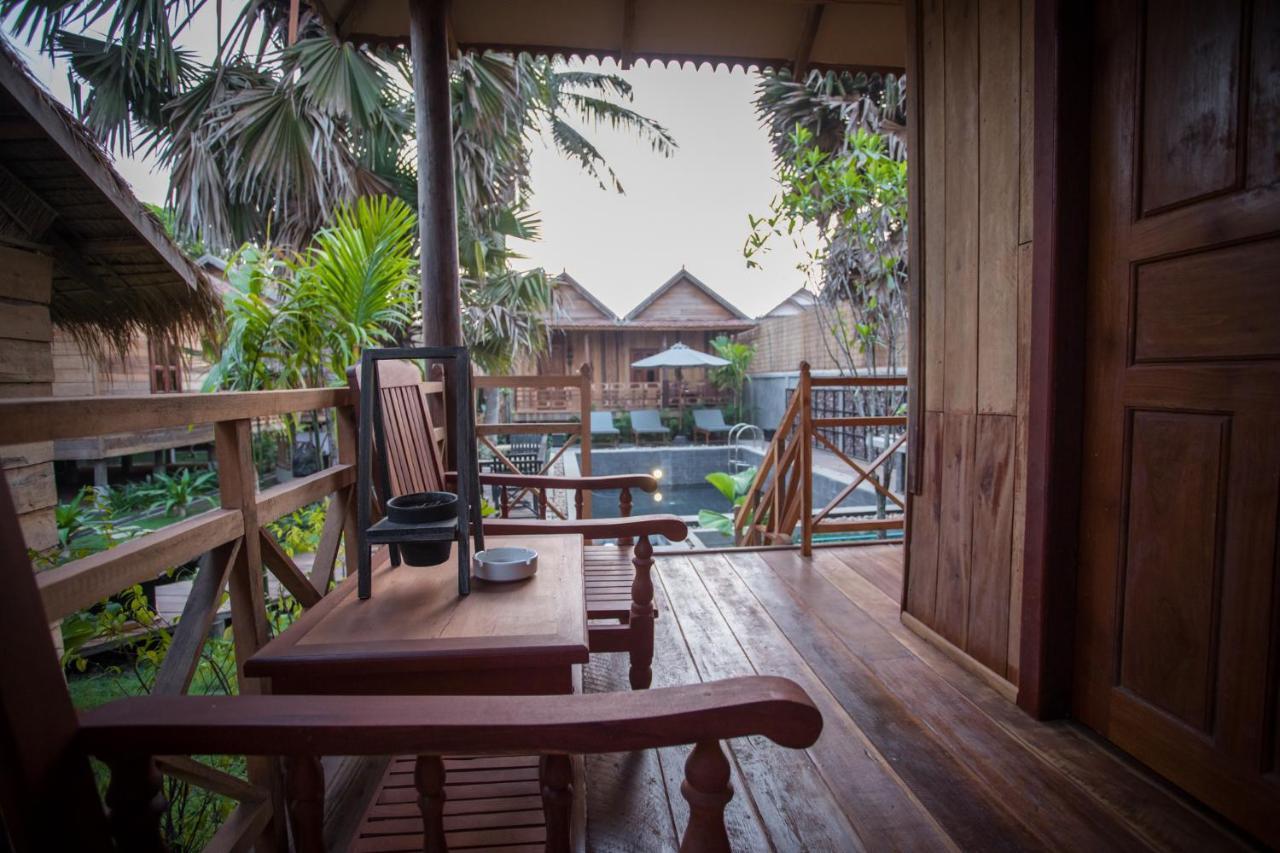 The Wood Family Retreat Hotel Phumi Trapeang Rung Buitenkant foto