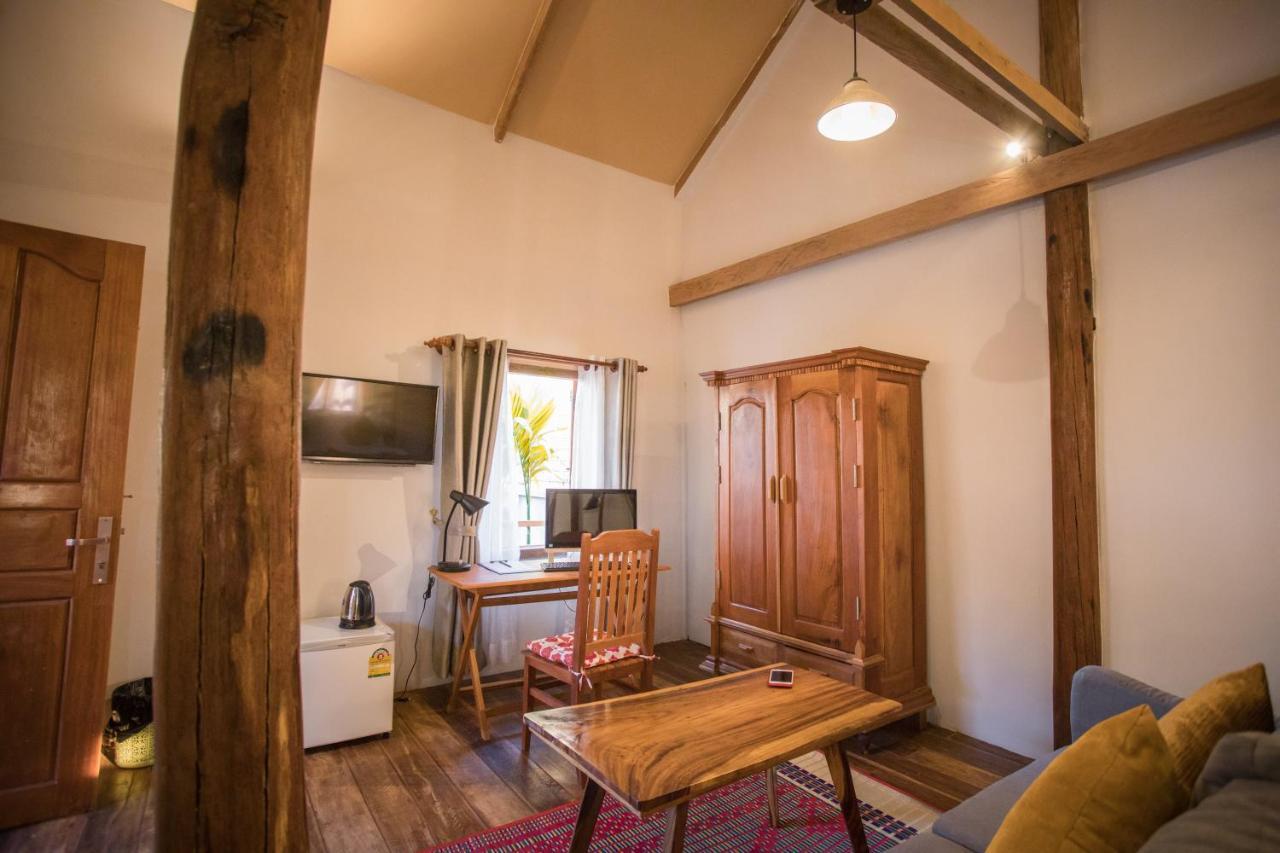 The Wood Family Retreat Hotel Phumi Trapeang Rung Buitenkant foto