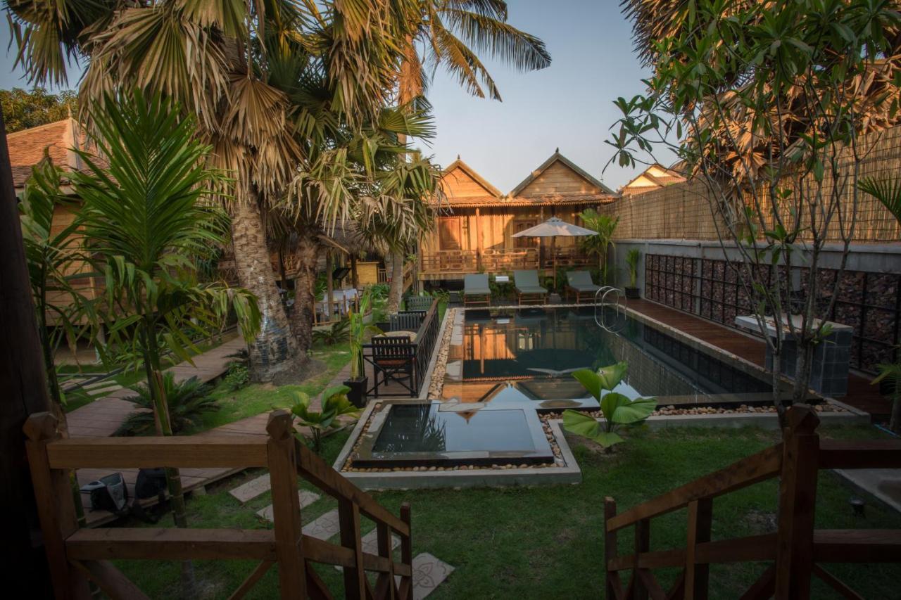 The Wood Family Retreat Hotel Phumi Trapeang Rung Buitenkant foto