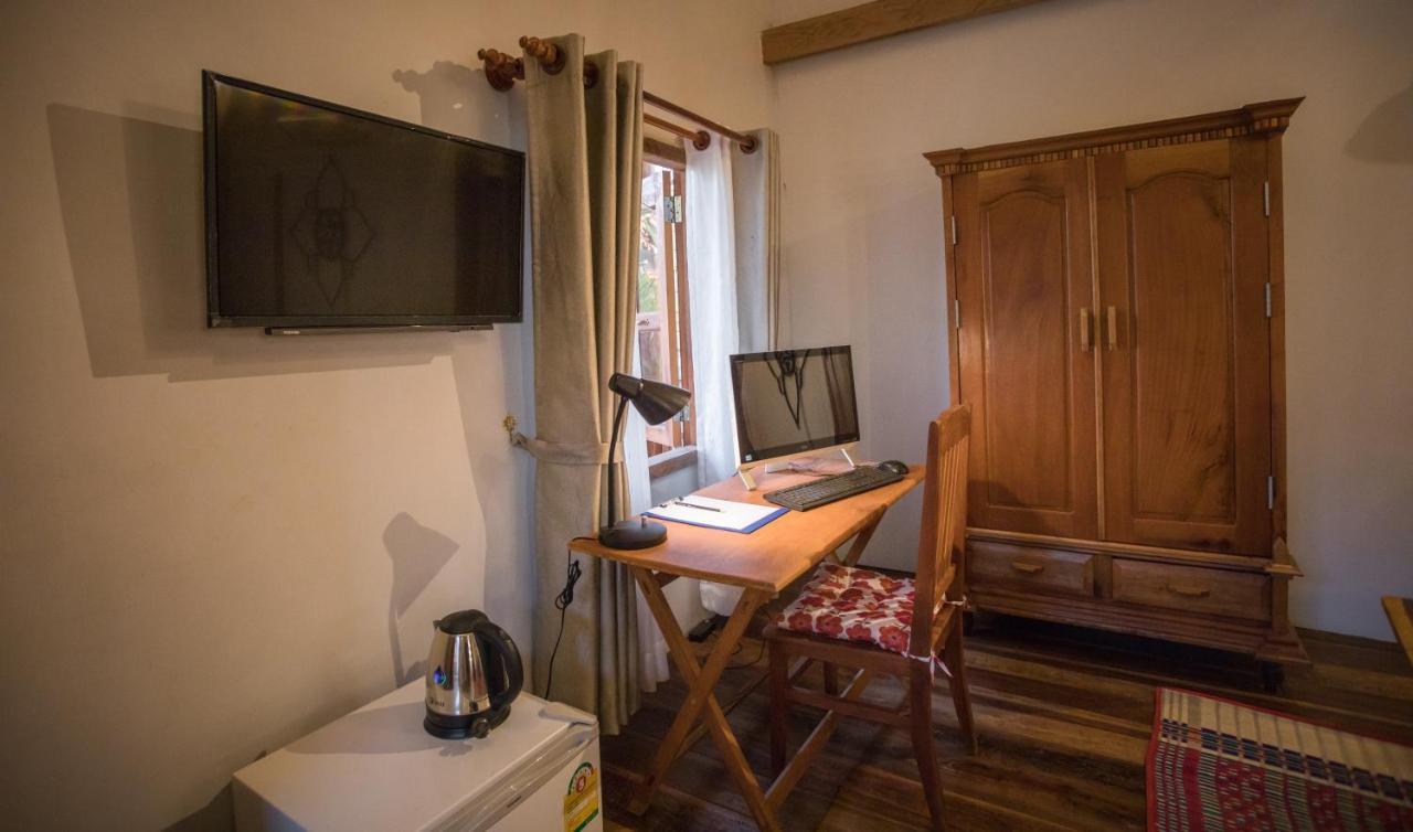 The Wood Family Retreat Hotel Phumi Trapeang Rung Buitenkant foto