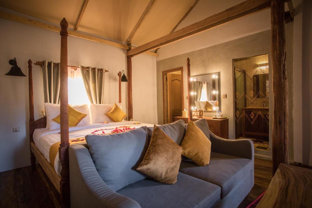 The Wood Family Retreat Hotel Phumi Trapeang Rung Buitenkant foto