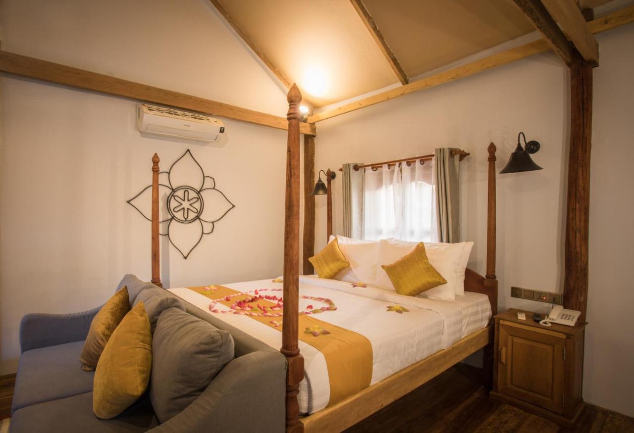 The Wood Family Retreat Hotel Phumi Trapeang Rung Buitenkant foto